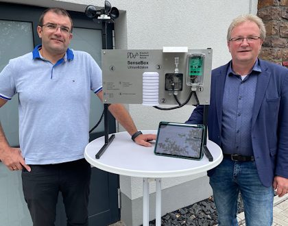 Mobile Messstation „senseBox“ erfasst jetzt Umweltdaten an der FDS