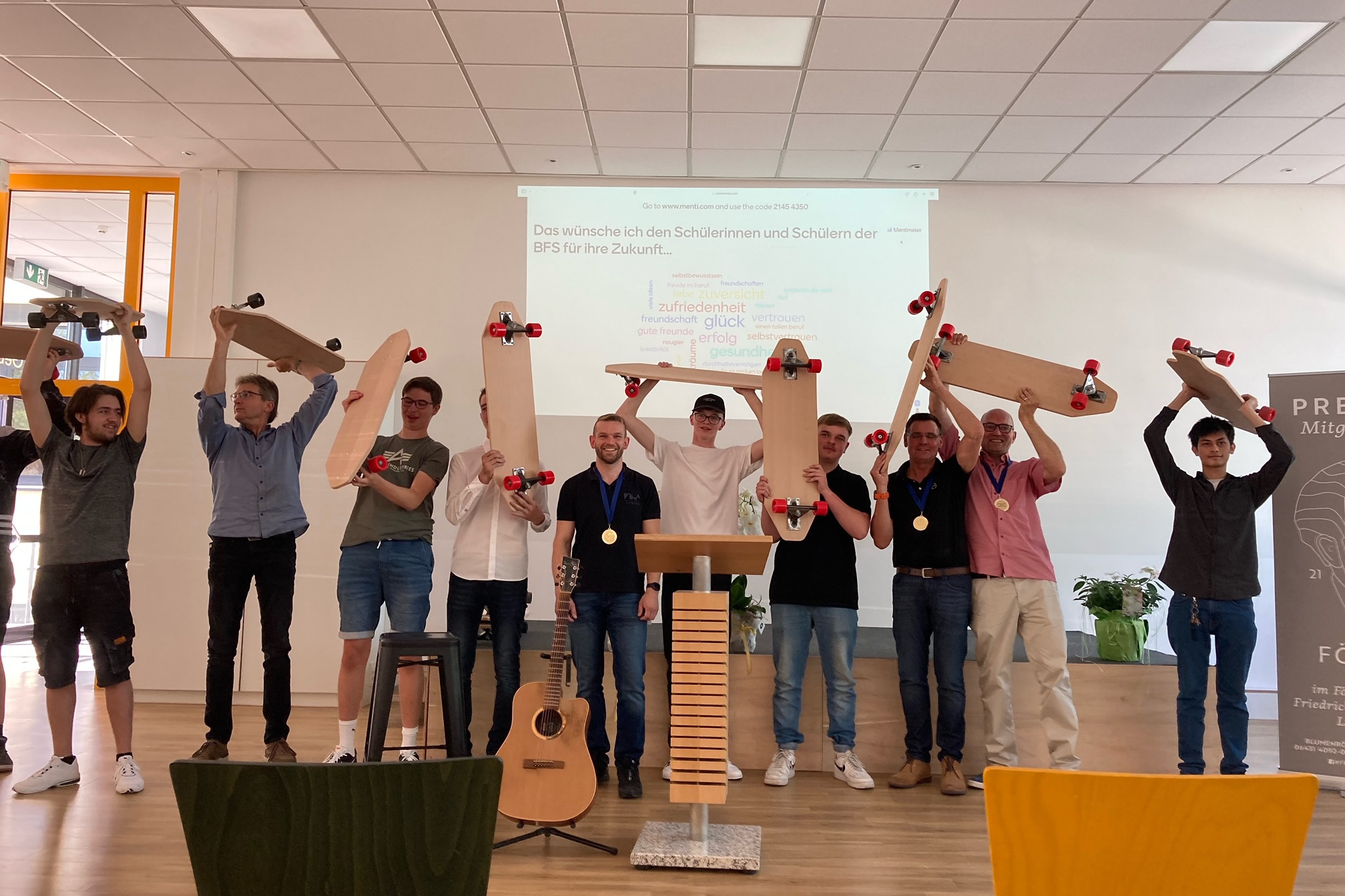 Abschluss des Projektes „Longboard“ und Übergabe der Boards