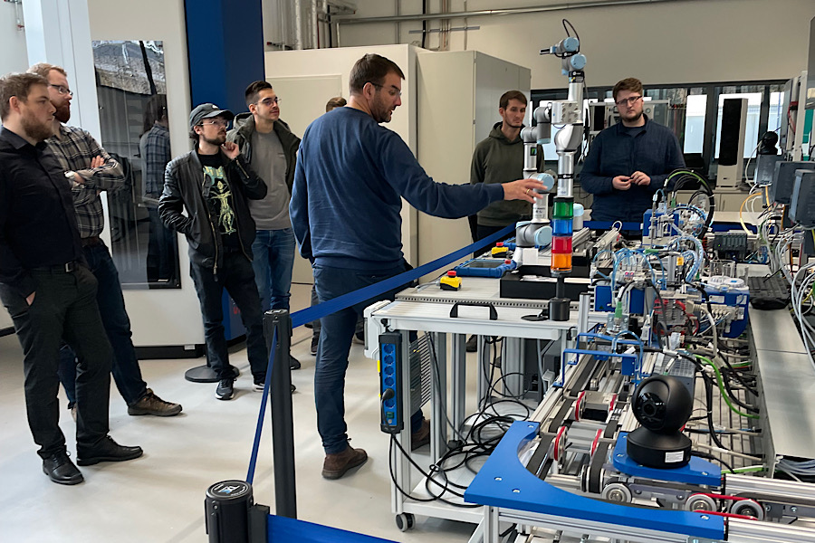 Besuch des Justus-Liebig-Universität an der FDS